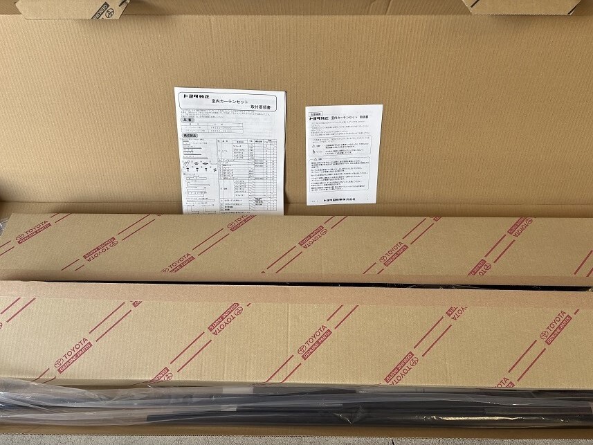 NOAH ノア VOXY ヴォクシー ESQUIRE エスクァイア 80系 純正 プリーツカーテン カーテン 開封品 型紙 取付パーツ新品拍卖