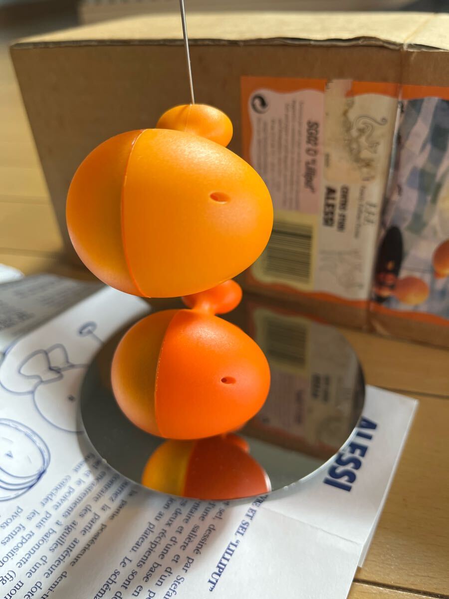 アレッシイ 未使用ソルトandペッパー容器 オレンジ系色拍卖