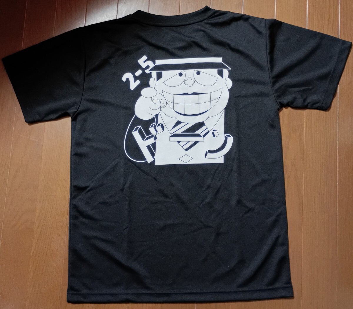 程度良好古着 笑ゥせぇるすまん 喪黒福造 半袖Tシャツ M ブラック glimmer『ドーン』藤子不二雄A バックプリント拍卖