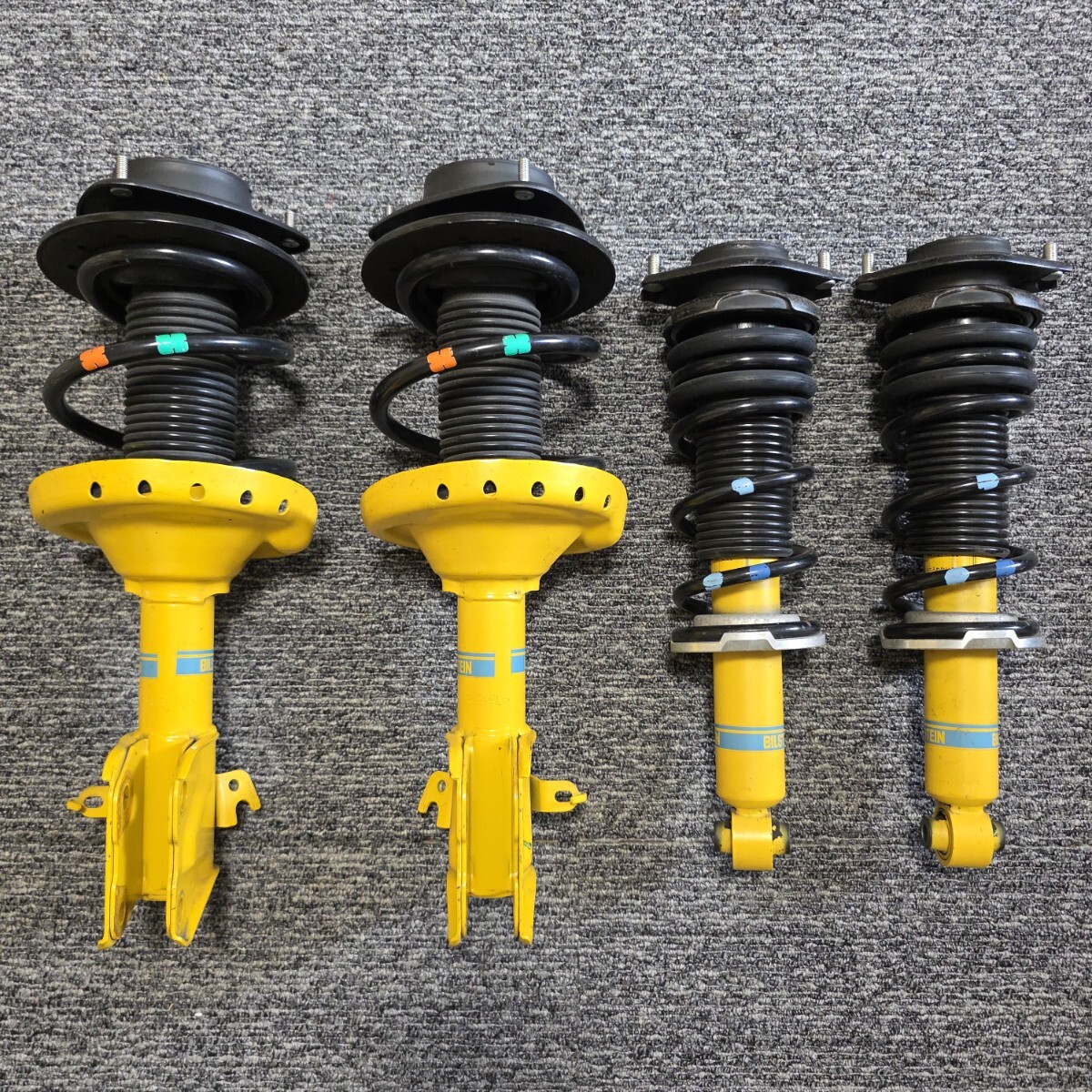 SUBARU レヴォーグ ビルシュタイン製 VMG VM4 サスペンション BILSTEIN スバル BILSTEIN製 検索用: STi 車高調 サス 純正 WRX拍卖