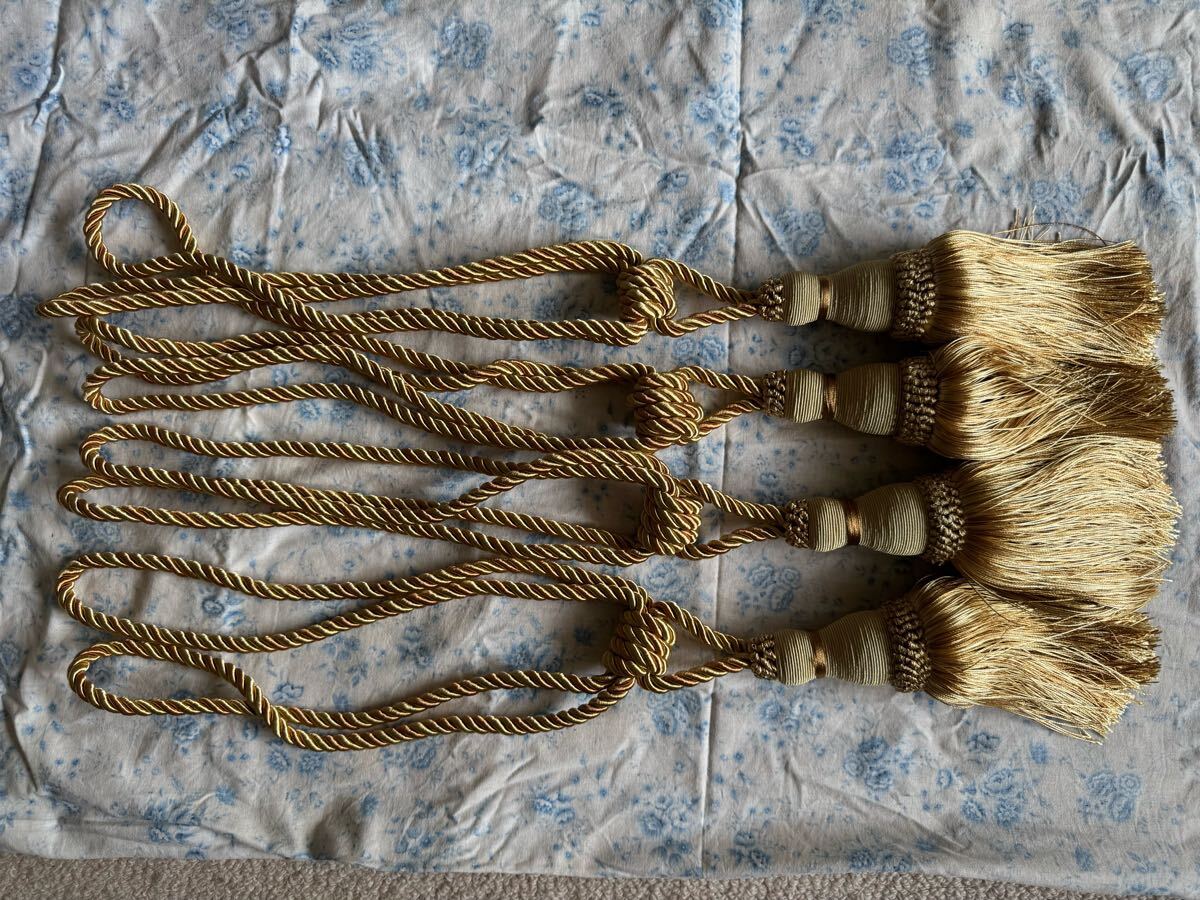 ★新品未使用★カーテンタッセル 4本 ゴールド系 ゴールド系 4本(2本組×2) タッセル本体 20cm ロープ64cm 豪華 華やか拍卖