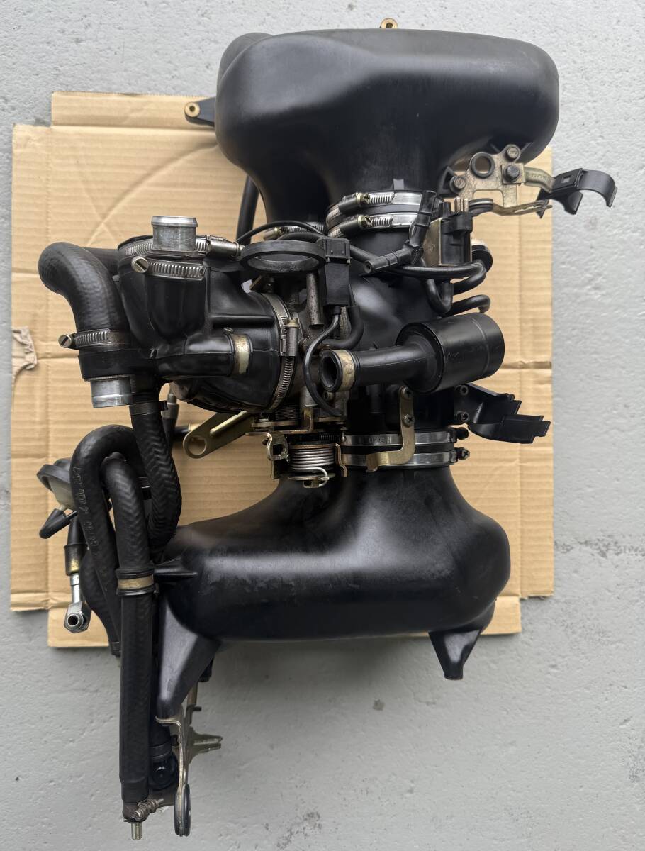 PORSCHE 964(1993~1994年式)用 純正スロットルボディー&インテークディストロビューター構成パーツ拍卖