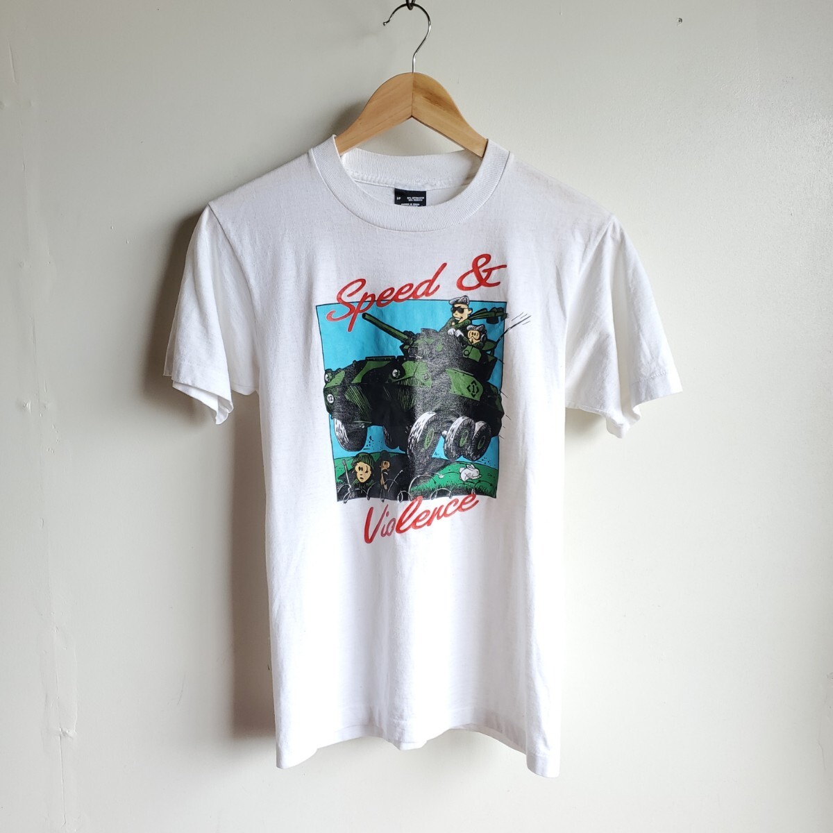 I2◆【sizeS】90s カナダ製 SCREEN STARS BEST プリントTシャツ 半袖 白 戦車 COUGAR DRIVER vintage 中古 USED 古着拍卖