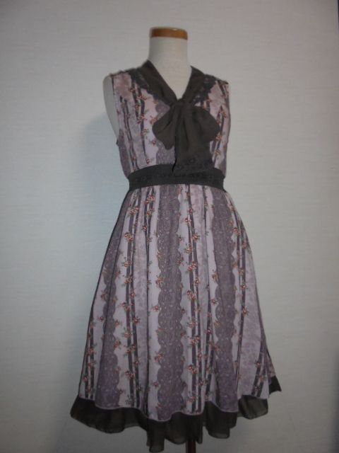 axes femmeピンク×焦げ茶色W切替小薔薇柄×レース柄リボンタイ付OP拍卖