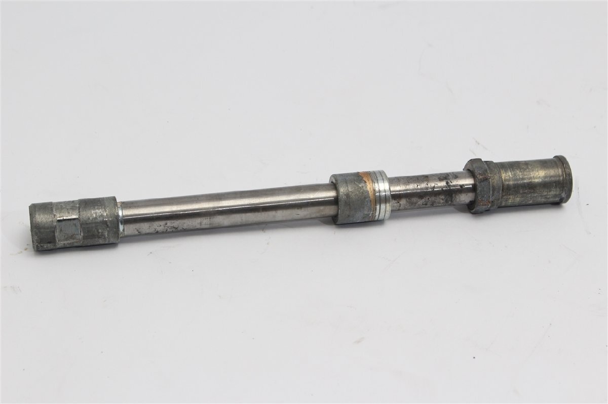 VF750F 1983年◆フロントアクスルシャフト◆RC15-1007拍卖