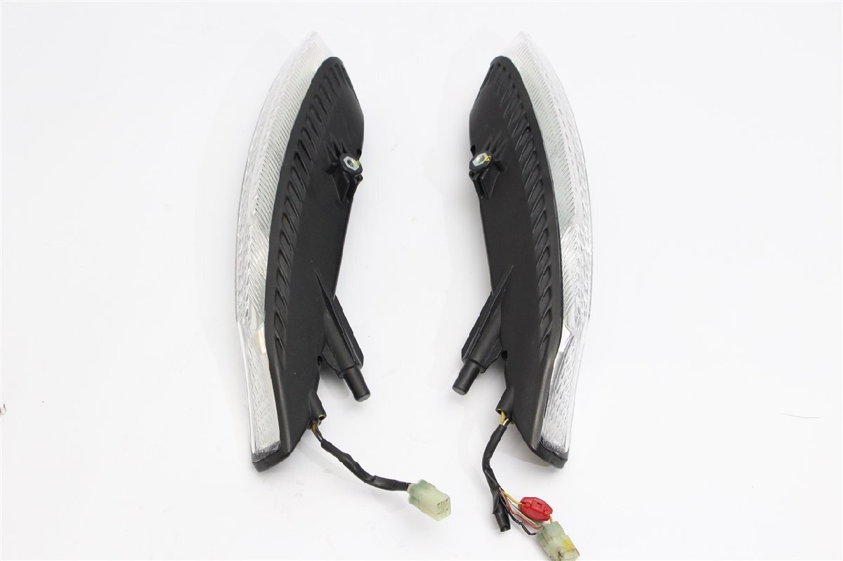 DUCATI ディアベル 2014年◆テールランプ リアウインカー 左右◆ZDMG105JAEB025拍卖