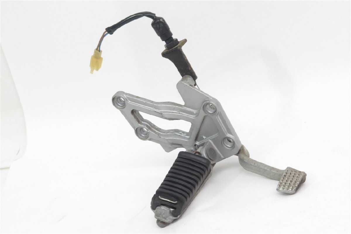 GPZ400R 1985年◆メインステップ 右 ブレーキペダル◆ZX400D-008拍卖