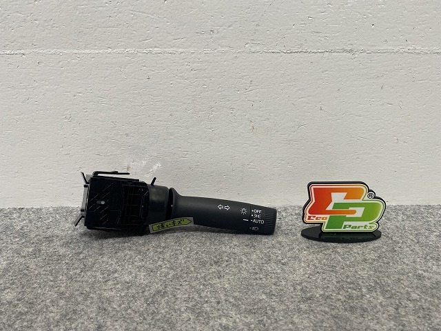 新車取り外し!フィット/NBOX/オデッセイ/S660 純正 右 ライトスイッチレバー M52531 ホンダ(142301)拍卖