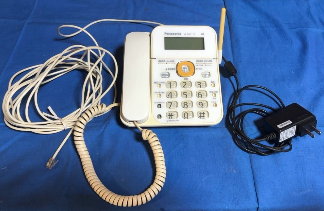 ■47 Panasonicパナソニック 親機 VE-GD31-W 親機のみ アダプター/コード付き拍卖