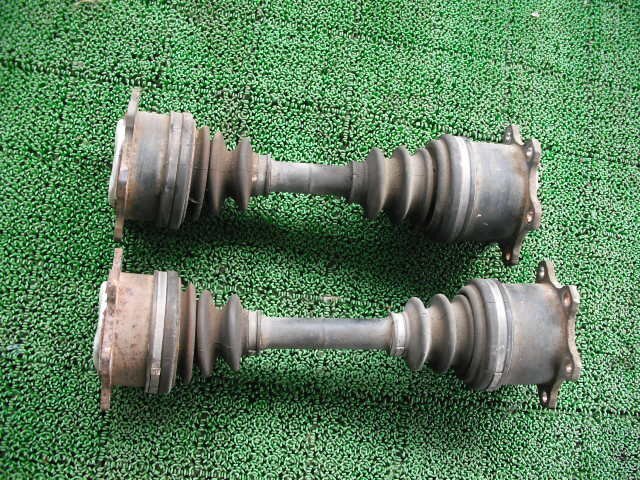 『B261』UZS131,1UZ-FE,クラウン,ロイヤルサルーンG,AT,左右 ドライブシャフト,f6L3拍卖