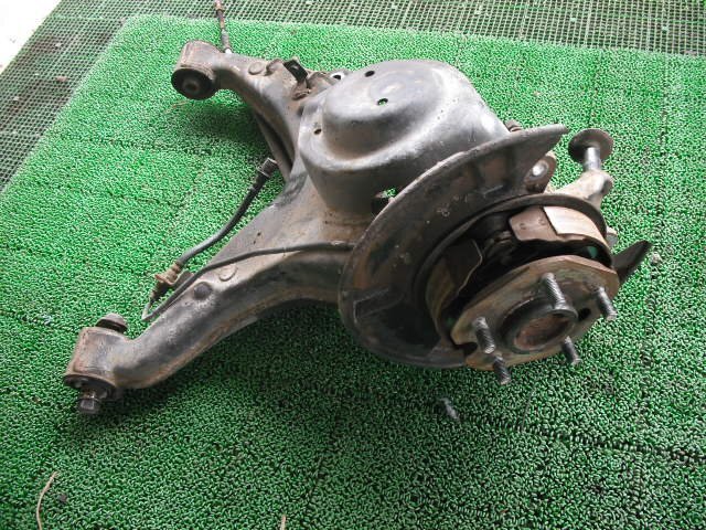 『B261』UZS131,1UZ-FE,クラウン,ロイヤルサルーンG,エアサス 左リアハブ アーム ナックル,ABSセンサー,751拍卖