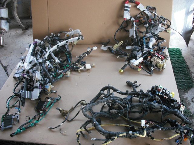 『B261』UZS131,1UZ-FE,クラウン,ロイヤルサルーンG,リアハーネス メインハーネス フロントヒューズボックス,エンジンルーム ハーネス 10^z拍卖