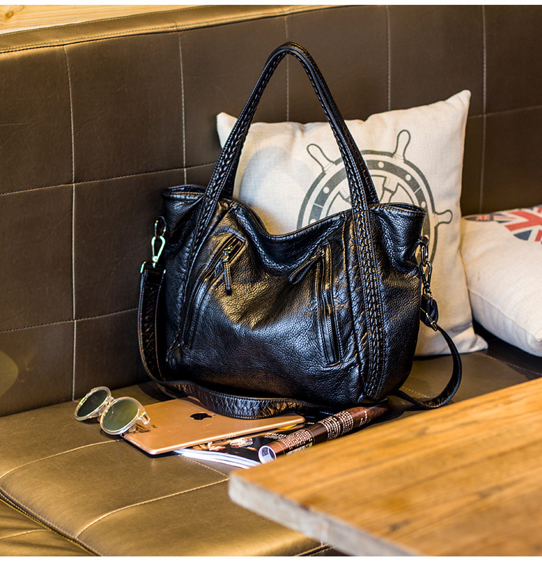 ラムレザー◆2way 羊革トートバッグ ブラック◆軽量!2025年春新作 柔らかな羊革 使い勝手抜群 コーデによく合う鞄!黒拍卖