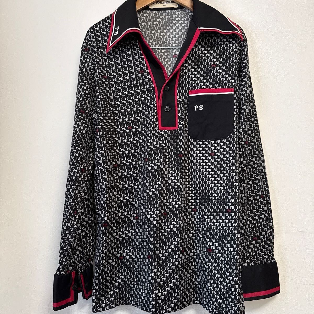 Towntalk イタリアンカラー 長袖ポロシャツ M ロゴ総柄 古着 拍卖