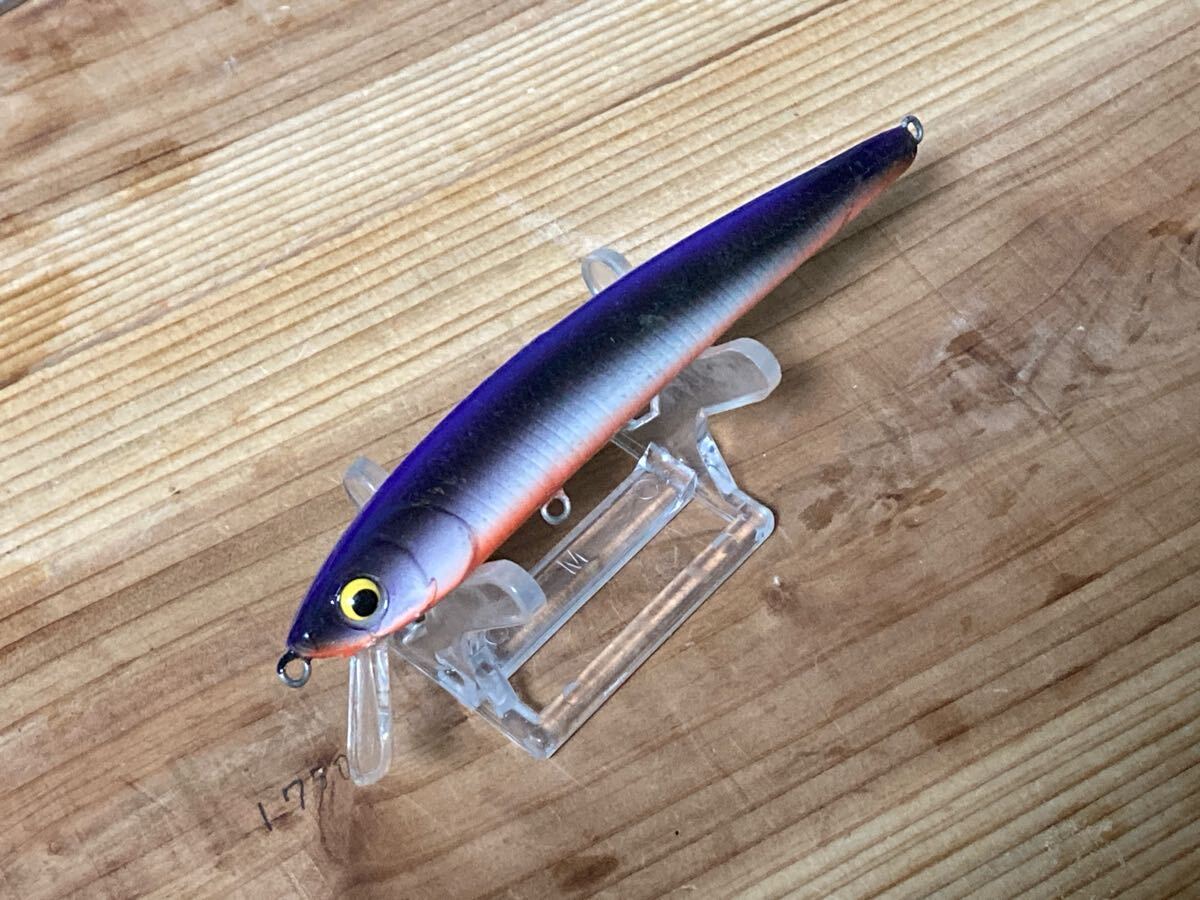 メーカー不明ミノー110mm9g パープル系カラー 箱2拍卖