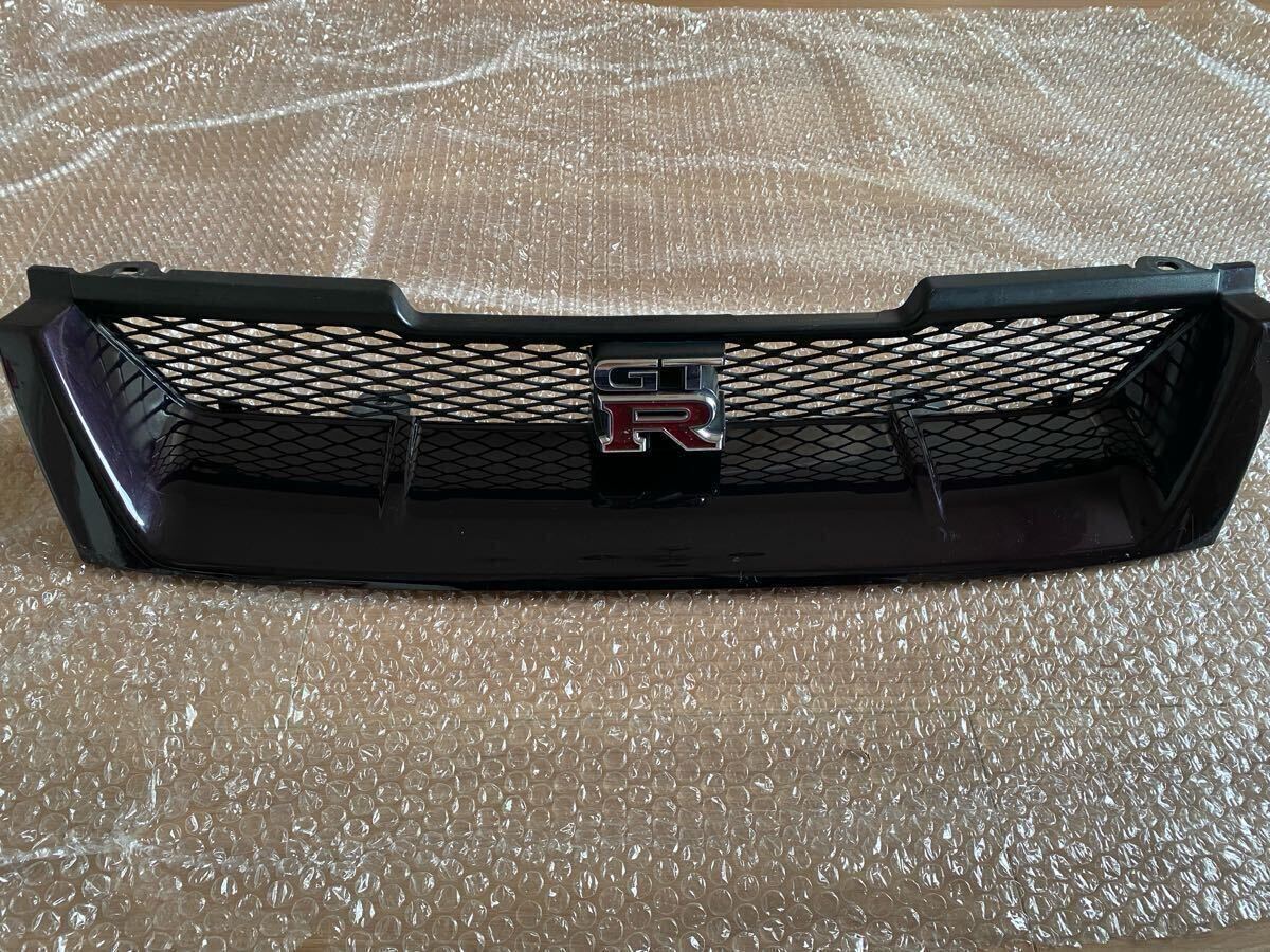 日産 スカイラインGT-R BCNR33 純正フロントグリル エンブレム付き 62310 24u00 ミッドナイトパープル 当時物拍卖