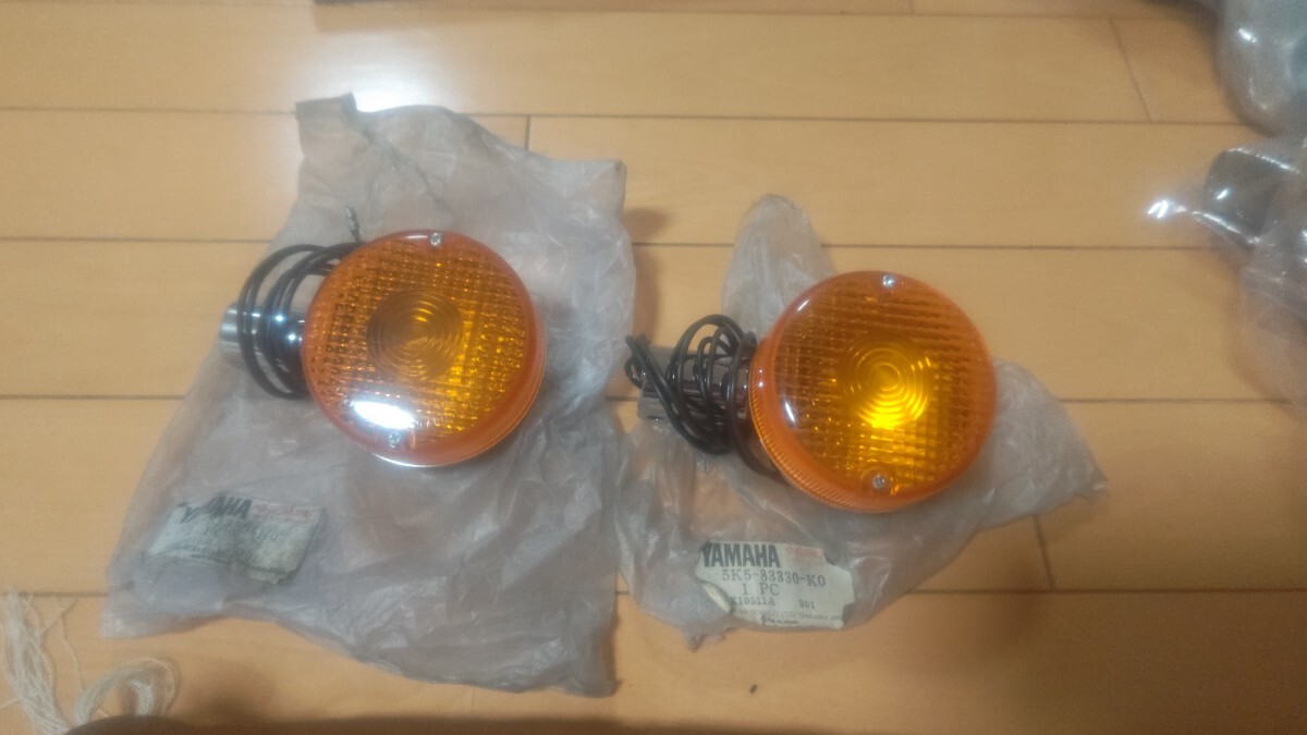 ヤマハ XS250 純正 新品 未使用 5K5-83330-K0 ウインカー YAMAHA SR400 SR500 XS400 GX400 GX250 XJ1100 XJ550 XJ650 XJ750 045-0802拍卖