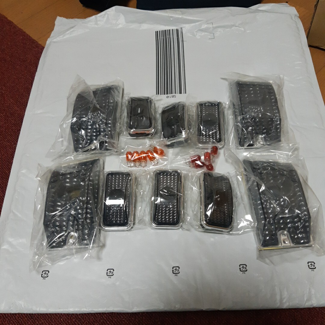 ハマー H2 ルーフマーカー スモーク拍卖