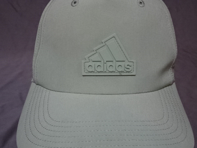 ◆ 激レア USA購入 アディダス【adidas】社製 【AEROREADY】シンプルなデザイン ロゴマーク付 キャップ 薄グリーン 中古品 ◆拍卖