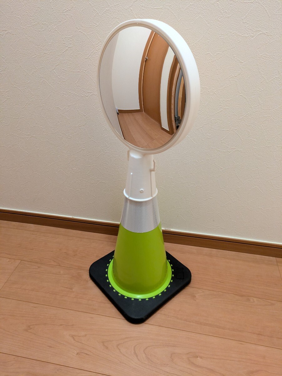 【送料込み】PVC・ミニコーン・カーブミラー・黄緑・カラーコーン☆出入口・事故防止・駐車場・店舗・整備工場・私有地・防犯・安全拍卖