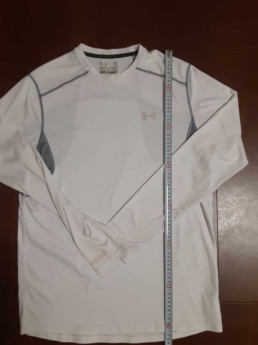 サッカー部員使用アンダーアーマー長袖コールドブレイクシャツ白XL拍卖