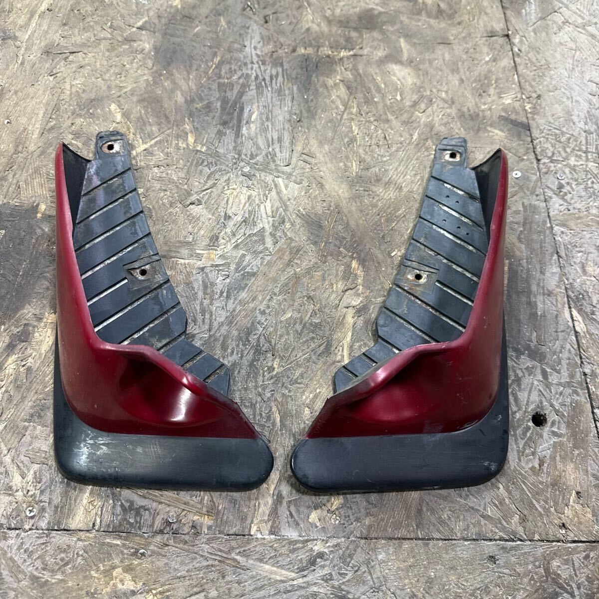 日産 R32 4ドア 泥除け 2個セット 中古 拍卖