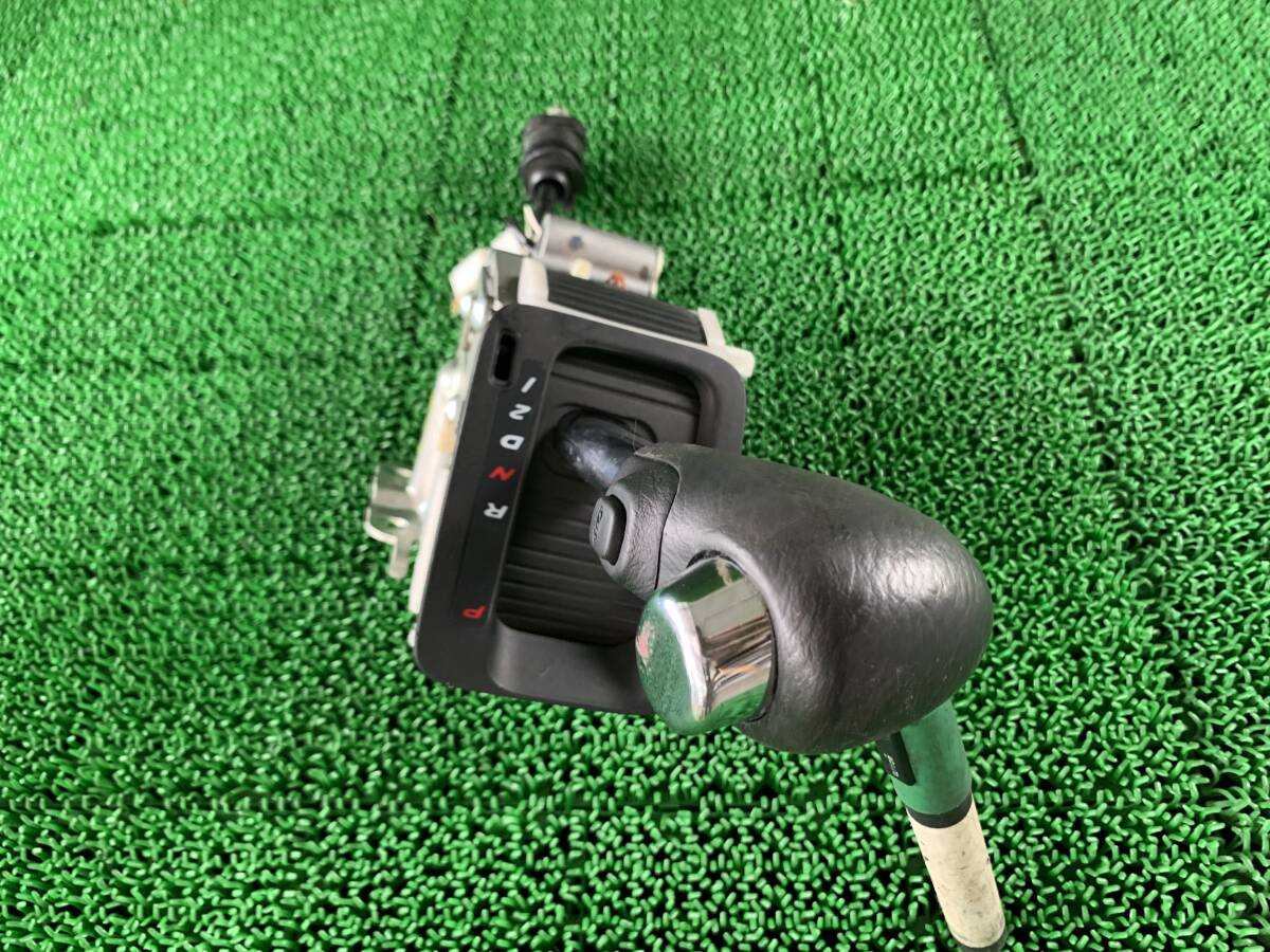 ●即決値段●Z2-1 ホンダ ステップワゴン スパーダ RF5 純正 オートマシフトレバー ATシフトチェンジレバー シフトノブ 拍卖