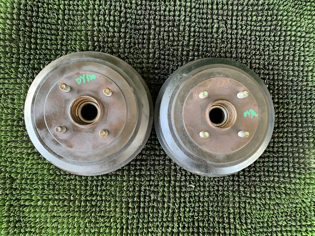 ●即決値段● マツダ デミオ DY3W リアドラム 左右 ドラムカバー拍卖