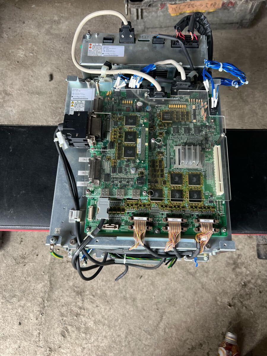 YASKAWA 安川電機 DX100-MH6/ MA1400 産業ロボット用 SERVOPACK SRDA-MH6/SRDA-C0A12A01A-E拍卖