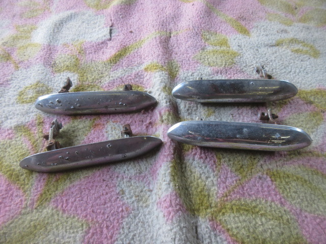 ★③R7A8547 RT102 コロナ 純正アウターハンドルセット ジャンク品 旧車 修理やストック等に拍卖