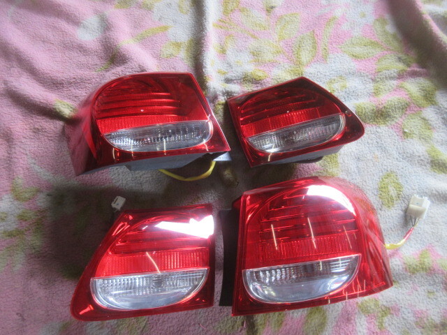 ★②R7G9378 GRS191 レクサスGS350 純正テール、フィニッシャーセット コイト30-325 修理やストック等に拍卖