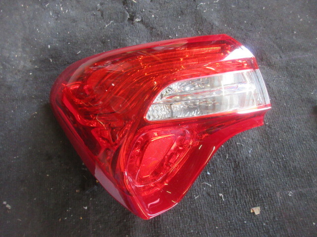 ★②R7G9413 シトロエンDS5 純正左テール ABA-B85F02 修理やストック等に拍卖
