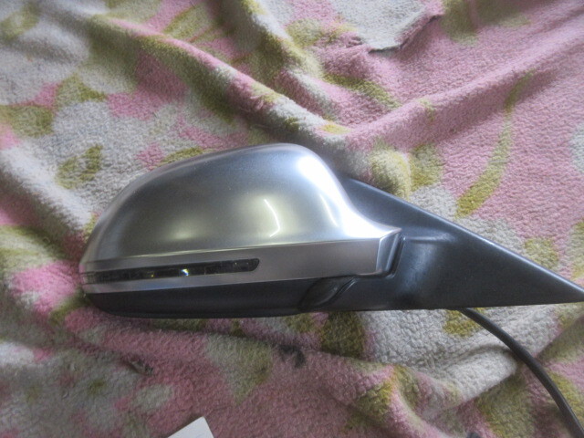 ★①R7G9406 アウディA5 純正右ドアミラー 8TCDNF 修理やストック等に拍卖