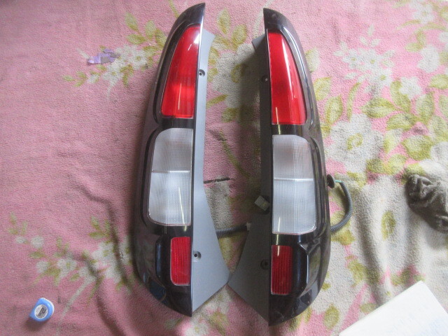 ★①R7G9498 JB7 ライフ 純正左右テールセット 枠付き B92Pカラー 修理やストック等に拍卖