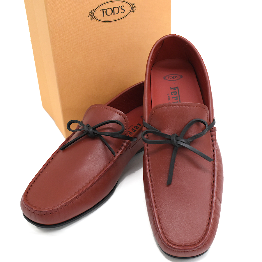 新品同様 トッズ ゴンミーニ フェラーリ ドライビングシューズ XRM0LR0X250BRK レッド サイズ8 TOD'S拍卖