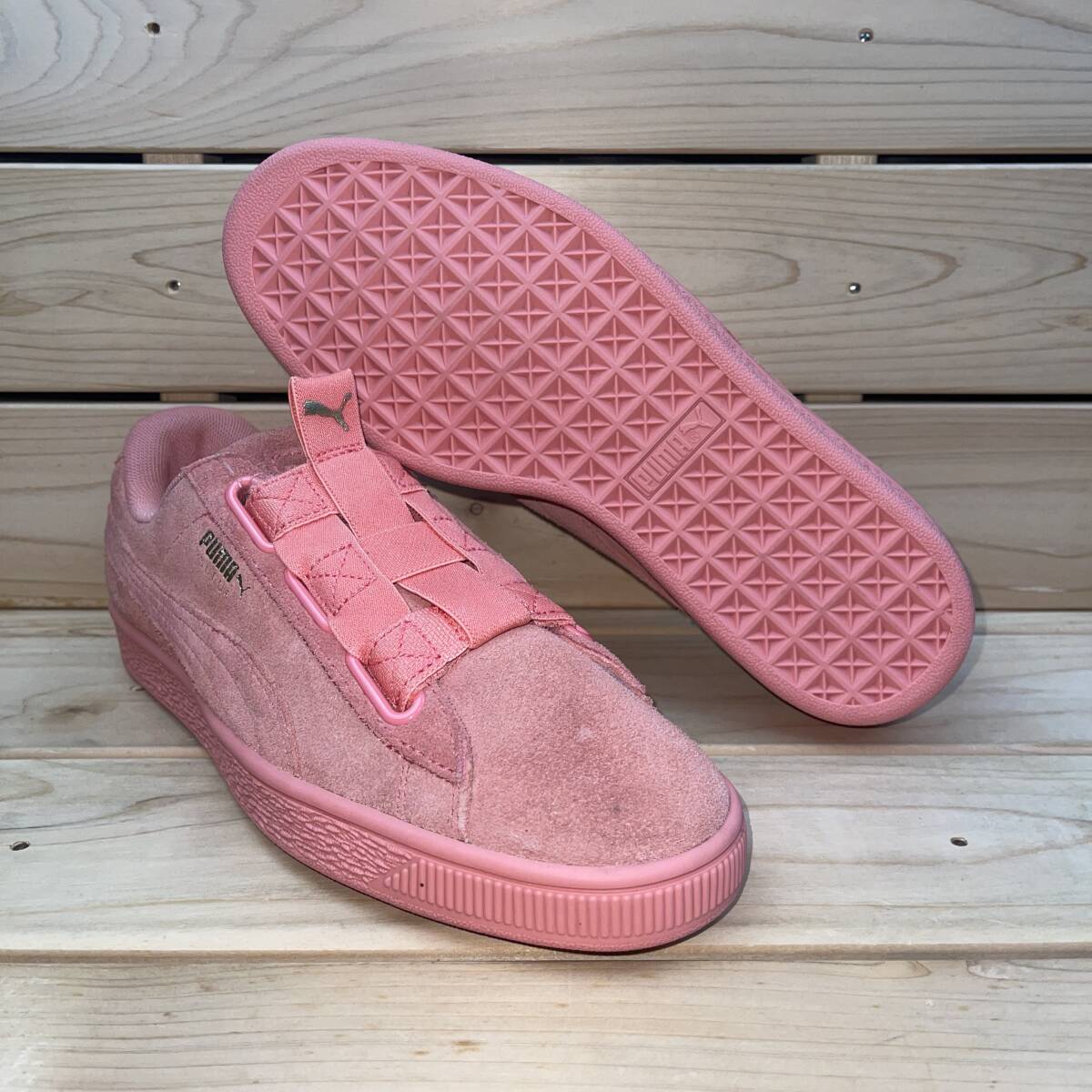 プーマ 24cm スウェード メイズ ウィメンズ 税込定価11550円 ピンク PUMA SUEDE MAZE レディーススニーカー 天然皮革拍卖