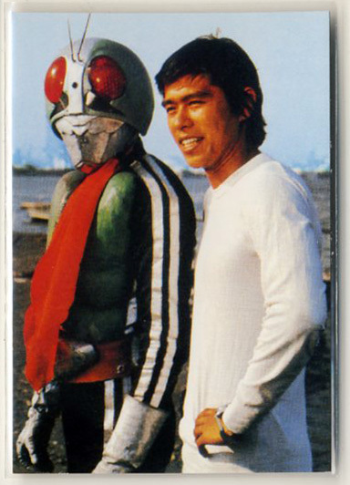 ◆防水対策 厚紙補強 カルビー 仮面ライダーチップスカード(2003 復刻版) 324番 FBI捜査官滝和也 トレカ 即決拍卖