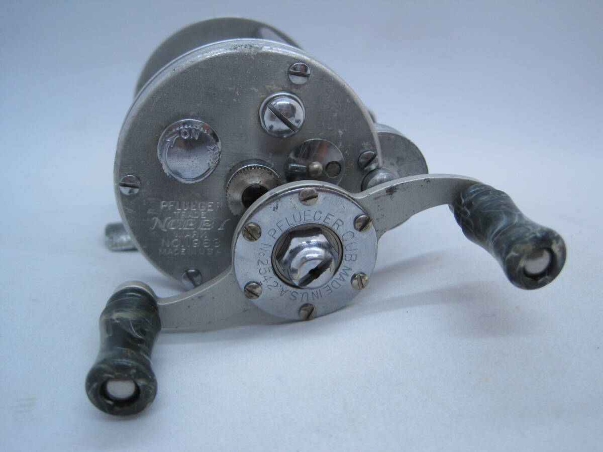 フルーガー Nobby 1963 ダイレクトドライブリール 1950年代製 ハンドルはスープリウム用キャブハンドルへ交換済 ビンテージリール拍卖