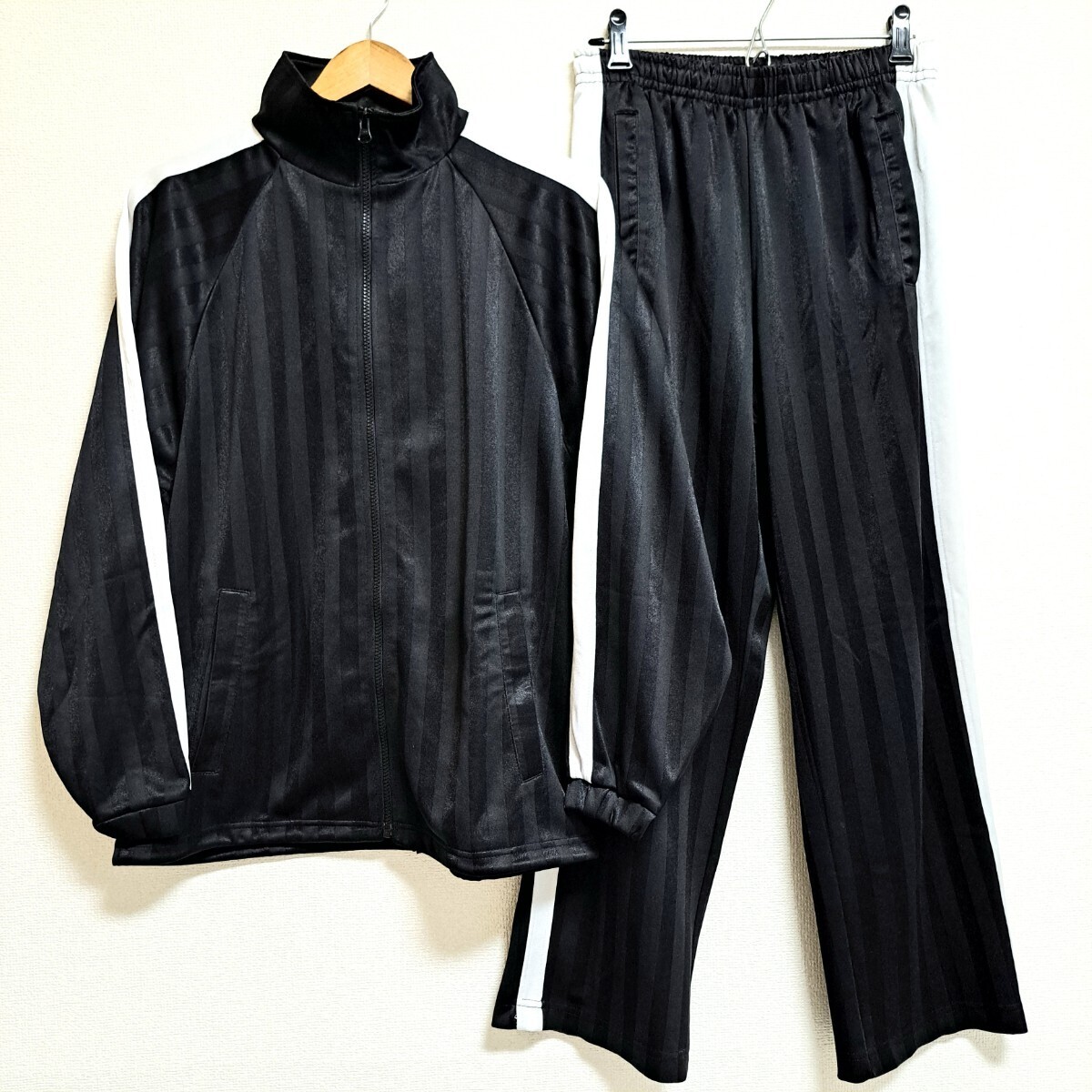 【X-TEAM SPORTS】エックスチームスポーツ ジャージ 上下セット セットアップ ブラック ライン トレーニング 運動 サイズ上S下M/Y10927HH拍卖