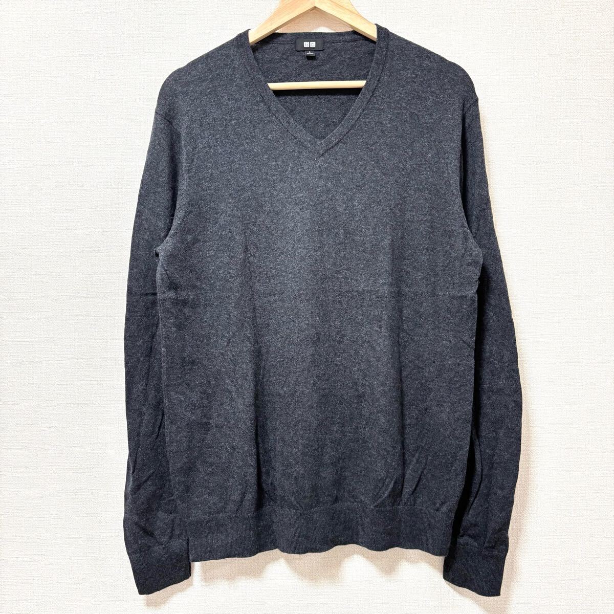美品◎カシミヤ混!【UNIQLO】ユニクロ Vネック セーター ダークグレー コットン ニット 薄手 オフィス ビジネス メンズ サイズL/Y31457SS拍卖