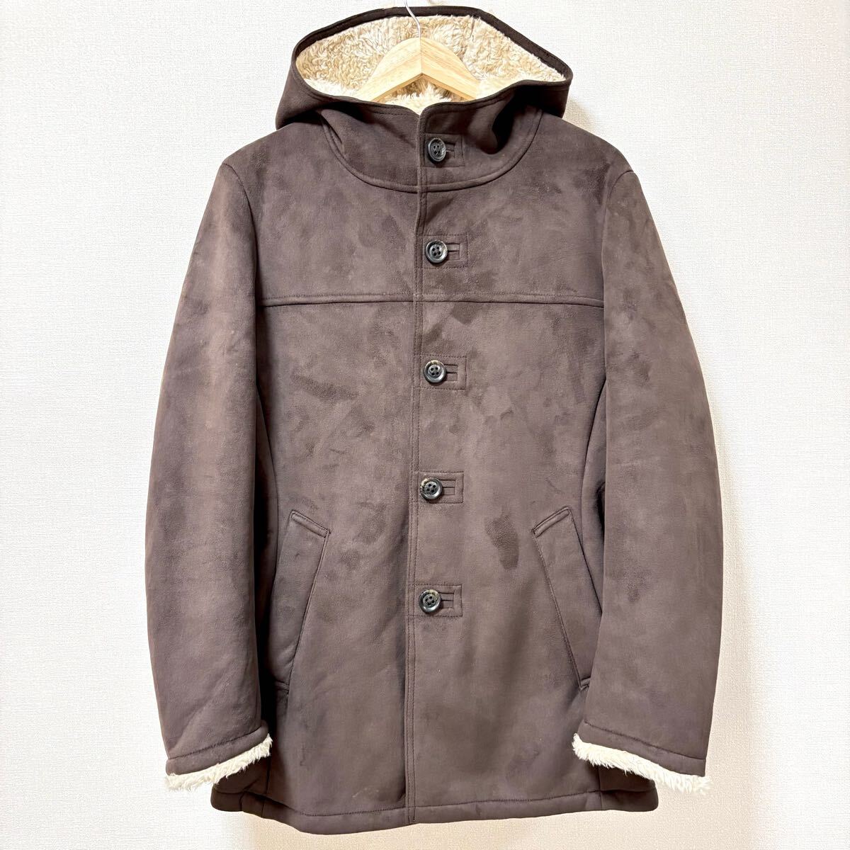 もこもこ◎軽量アウター◎【UNIQLO】ユニクロ ムートン 風 コート 茶 ブラウン ボア ファー フード スエード メンズ サイズM/Y31505SS拍卖