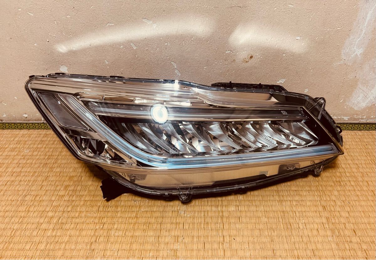 CR7 アコード ハイブリッド 右ヘッドライト 右ヘッドランプ LED STANLEY W3223 T301拍卖