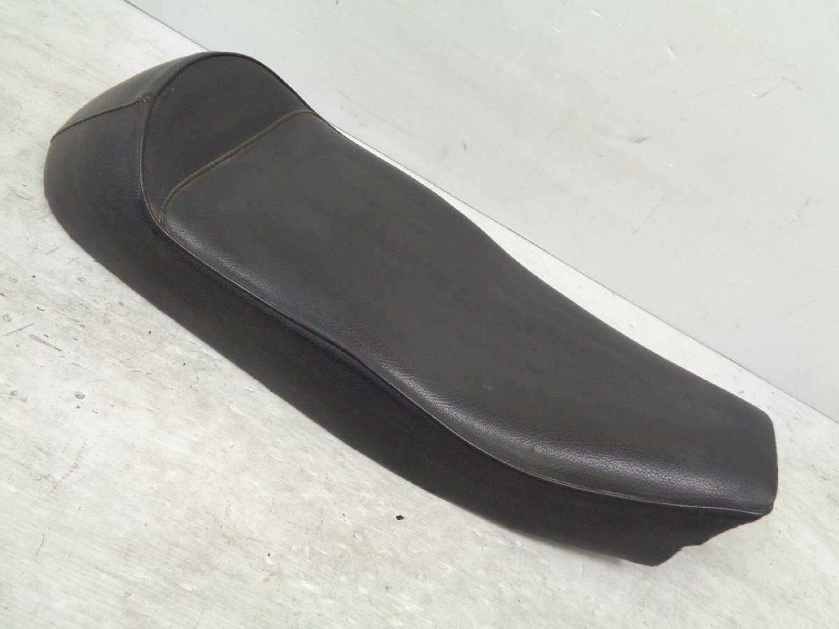 SR400 SR500 キャブ 78-09 社外 セミダブル スムース カフェ シート ブラック 良品【G241】拍卖