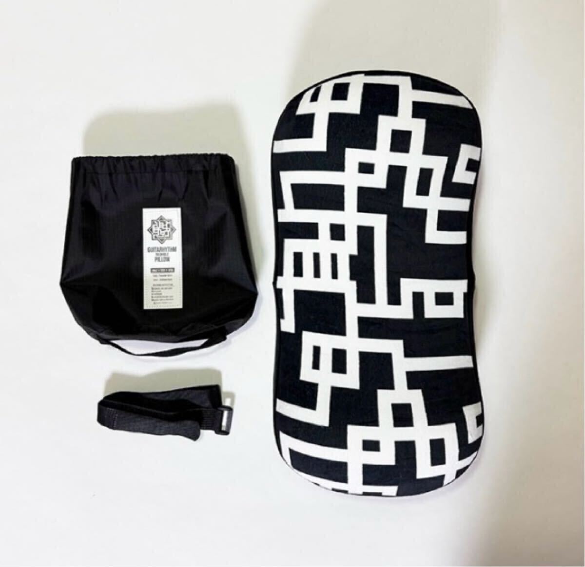 【未開封品】布袋寅泰 TOMOYASU HOTEI 収納式枕 GUITARHYTHM G柄パッカブルピロー ギタリズム 布袋拍卖