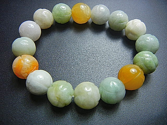 純天然ミャンマーヒスイJFV3507 超極上美品 蓮花彫り プレスレット 12mm多彩漂花、お勧め拍卖