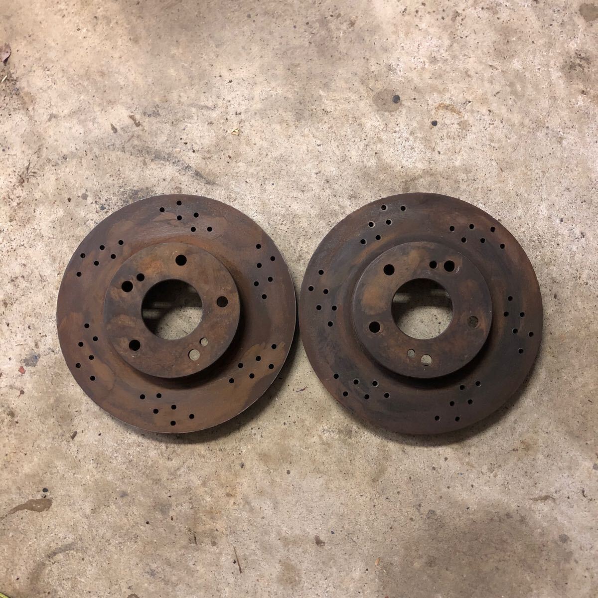 フロント 左右セット ローター ブレーキ スカイラインR32 ドリルド?拍卖