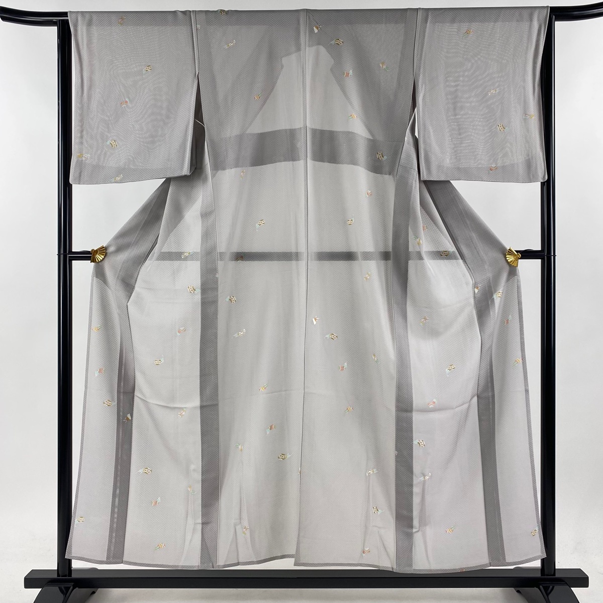 小紋 身丈152cm 裄丈64.5cm M 薄物 茄子 幾何学 金彩 灰色 正絹 名品 【中古】拍卖
