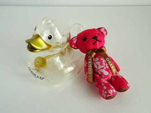 非売品 新品 コンラッド 大阪 CONRAD 宿泊者限定 キングダック アヒル コンラッドベア ベア ぬいぐるみ くま ドール クマ拍卖