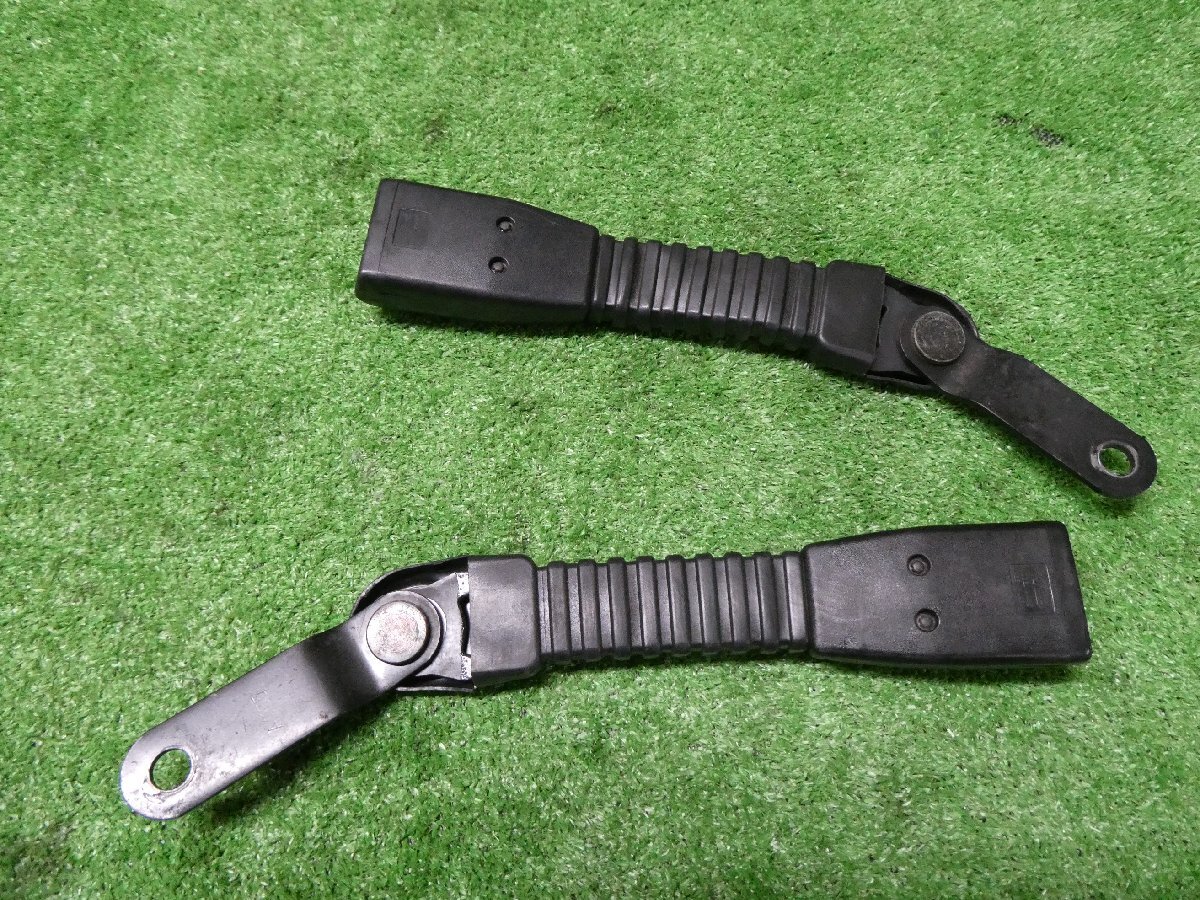 【A67322】 ◇ジムニー JA11V 左右 シートベルト キャッチ拍卖