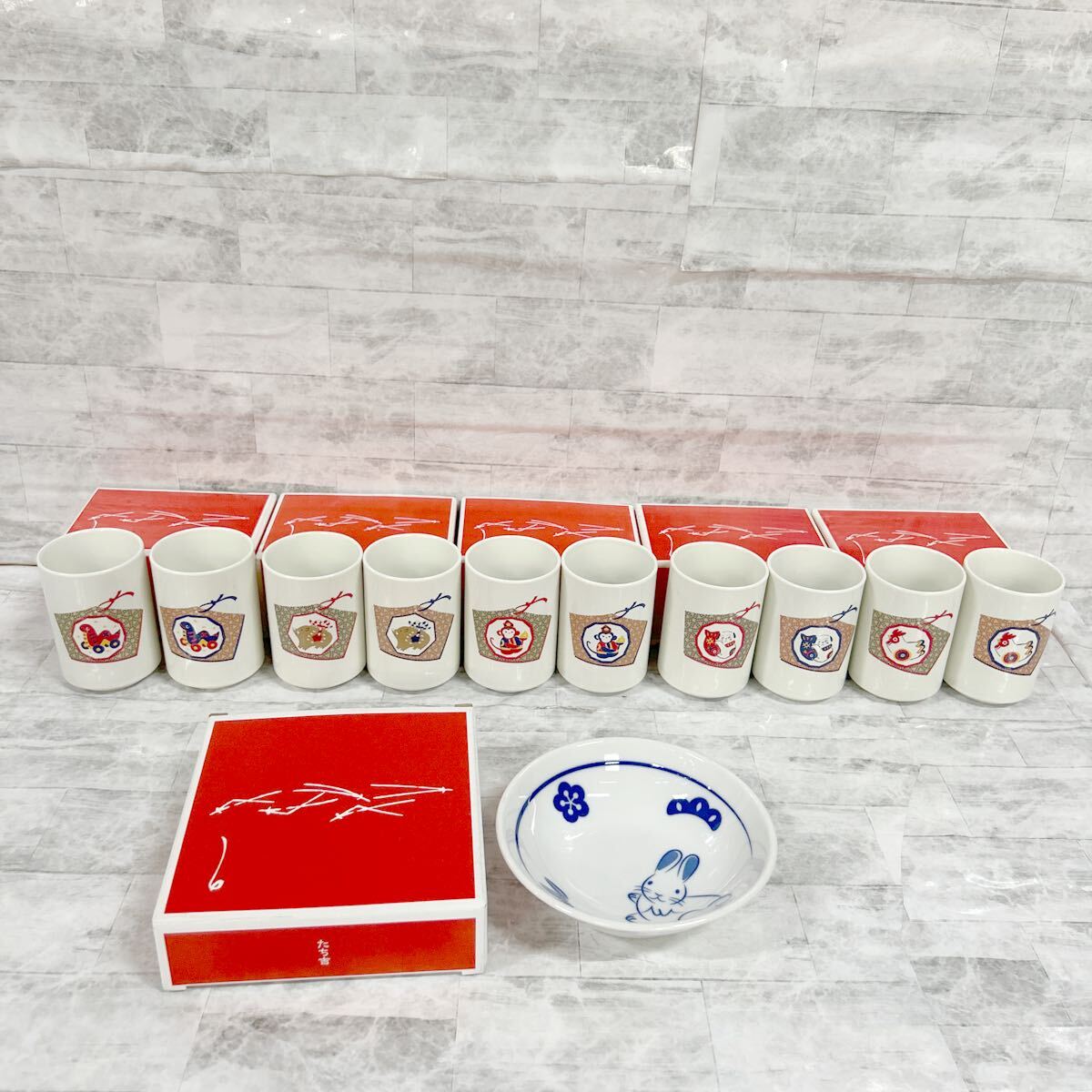 SKAM-1128 ▲ 小鉢&湯呑セット たち吉 まとめ売り 陶器製 食器 コップ お皿 干支 卯 未使用 保管品 グラス 皿拍卖